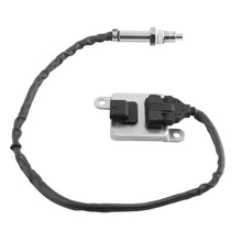 Laad de afbeelding in de galerijviewer, NOx sensor geschikt voor Mercedes-Benz W205 S205 W164 W166 A0009055106 0009051512 Nieuwe