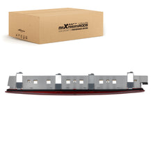 Laad de afbeelding in de galerijviewer, Red LED Achter High Level Third Brake Light geschikt voor Mercedes Benz C Class W203 01-07