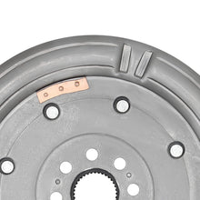 Laad de afbeelding in de galerijviewer, Heavy Duty DMF Flywheel compatible for VW Touran 5T1 2.0 TDI 2015-2023 Diesel Engine