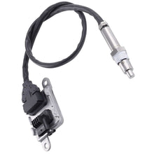 Laad de afbeelding in de galerijviewer, 1 * NOx-Nitrogen Oxide Sensor geschikt voor Mercedes-Benz W213 W222 W205 W177 A0009058111