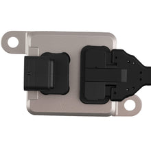 Laad de afbeelding in de galerijviewer, NOx Sensor geschikt voor Mercedes-Benz GLE/GL/GLS/M C218 S205 W205 2.1L 3.0L A0009051612