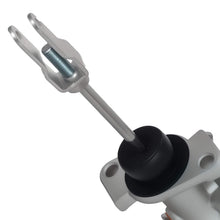 Laad de afbeelding in de galerijviewer, Hoofdkoppelingscilinder geschikt voor Nissan D21 2.4 101hp 2.5D 75hp 3061059G00