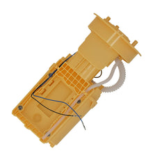 Laad de afbeelding in de galerijviewer, Brandstofpomp geschikt voor VW Transporter V 1.9 2.5 TDI 2003-2009 7E0919088A
