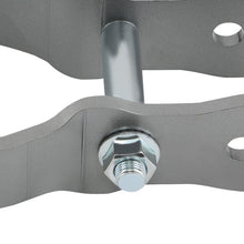 Laad de afbeelding in de galerijviewer, 3 voor + 2 achter shackles lift kit geschikt voor Toyota Hilux 4WD 2005-2014