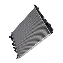 Laad de afbeelding in de galerijviewer, Radiateur geschikt voor Mercedes E300/E400 S213 W213 2017-2019 0995007100 Cross-flow