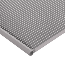 Laad de afbeelding in de galerijviewer, Aluminium Radiateur geschikt voor Mercedes-Benz AMG Models W213 W222 A0995003500