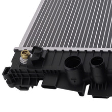 Laad de afbeelding in de galerijviewer, Aluminium Car Radiateur geschikt voor Mercedes-Benz Viano W639 CDI 2.0 2.2 2003-2013
