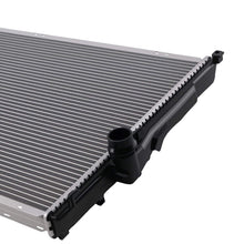 Laad de afbeelding in de galerijviewer, Cooler Aluminium geschikt voor BMW 323i 325i 330i 330xi 17117513922 Engine compartment