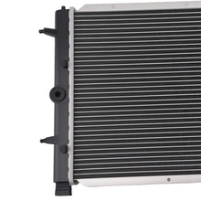 Laad de afbeelding in de galerijviewer, Alu Radiateur Bus geschikt voor VW T4 Transporter/Caravelle 1.9 2.0 2.4 1990-2003