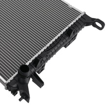 Laad de afbeelding in de galerijviewer, Aluminium Radiateur geschikt voor Audi A4 Quattro 2009 MT 8K0121251H AU3010148