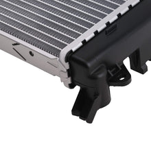 Laad de afbeelding in de galerijviewer, Alu Car Radiateur geschikt voor Mercedes-Benz C300 C450 2015-2020 0995002103 MT 2.0L