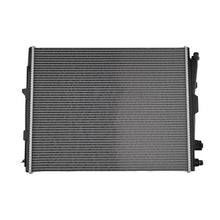 Laad de afbeelding in de galerijviewer, Aluminium Radiateur geschikt voor BMW 230i/330i/430i 2.0L 2019-2024 17118666811