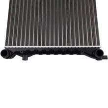 Laad de afbeelding in de galerijviewer, Radiateur 1K0121251AP geschikt voor Audi A3 1.6L 2.0L 2003-2012 Aluminium Manual