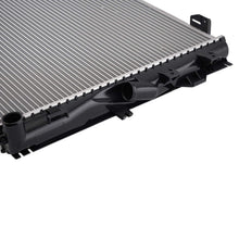 Laad de afbeelding in de galerijviewer, Aluminium Radiateur geschikt voor Mercedes-Benz 260E 300CE E320 1987-1995 1245002803