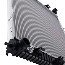 Laad de afbeelding in de galerijviewer, Radiateur Aluminium geschikt voor Mercedes GL350/GL450 2013-2016 0995001303