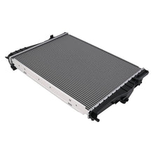 Laad de afbeelding in de galerijviewer, Radiateur geschikt voor BMW 128i 325i 328i 330i 2006-2013 17117521048 Crossflow nieuw