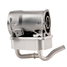 Laad de afbeelding in de galerijviewer, Ölkühler mit Gehäuse compatible for Mercedes C CLK ML 6+8 Zylinder M112 + M113 1121880401