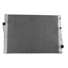 Laad de afbeelding in de galerijviewer, Kühler Aluminium compatible for BMW X5 E70 X6 E71 3.0L 2008-2014 17117807624 new