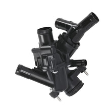 Laad de afbeelding in de galerijviewer, Cooling system thermostat housing geschikt voor Mercedes A/B/CLA W176/W246/C117 2702000415