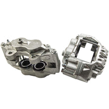 Laad de afbeelding in de galerijviewer, 2 Front Disc Brake Caliper Calipers compatible for Toyota Hilux LN106 LN107 LN111 LN130 4x4